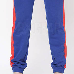 Pantalones ligeros para hombre diseñados para uso informal ajuste cómodo con acabado limpio y diseño minimalista - Product Image 5