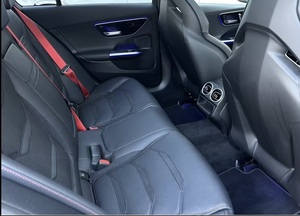 Mercedes-Benz C-Class C 43 AMG 2024 Usata, 408 CV, 5 Posti, 4 Cilindri, Benzina, Cambio Automatico, Guida a Sinistra - Product Image 3