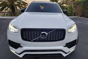 รถยนต์ Volvo XC90 T6 R-Design Plus ปี 2017 สภาพดี ใช้งานน้อย ไม่เคยเกิดอุบัติเหตุ พวงมาลัยซ้าย/ขวา - Product Image 3