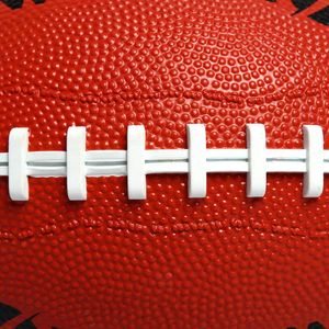 Rubber American Football Ball per sport all'aria aperta pratica bambini e adulti Soft Grip leggero scuola Club ordine alla rinfusa - Product Image 4