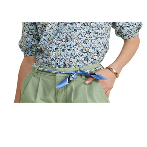 Vineyard Vines <b>Preppy</b> Style Blue <b>Top</b> with Puff Sleeves and Button Front for Spring - Product Image 3