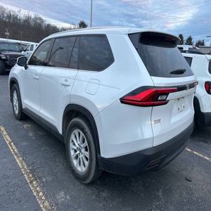 Toyota Grand Highlander XLE 2024 USADO EN EXCELENTES CONDICIONES - Product Image 3