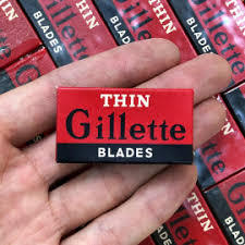 Lames fines Gillette pour hommes, solution de rasage avec technologie de pointe en acier pour des résultats professionnels, précis et raffinés. - Product Image 5