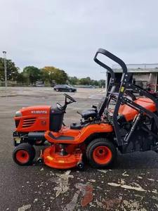Tractor sobre orugas Kubota G261 4WD para cortacésped de granja y jardín para necesidades municipales y ambientales - Product Image 6
