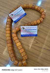 Collier en résine d'art portable - Design artisanal moderne, couleur personnalisable et haute qualité pour un usage quotidien - Product Image 3