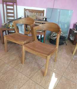 Silla de comedor de madera moderna de mediados de siglo, sillas de teca de diseño contemporáneo en cojín cómodo para interiores y exteriores para apartamentos - Product Image 3