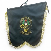 CLAN CREST Gevon EB1 Drapeau écossais personnalisé brodé à la main pour dudelsaks, avec mât en bambou, pour performance
