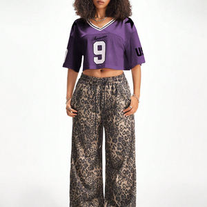 เสื้อเจอร์ซีย์อเมริกันระบายอากาศได้ดีสำหรับใส่ลำลอง เสื้อยืดตาข่ายทรงโอเวอร์ไซส์ทันสมัยสำหรับฤดูร้อน เสื้อเจอร์ซีย์ผู้หญิงราคาไม่แพง - Product Image 6