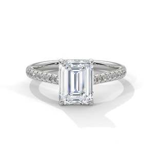 Bague de fiançailles solitaire en diamant de laboratoire taille émeraude 2 carats avec bande pavée en or jaune/rose/blanc 14K/18K/10K – Élégante et cultivée en laboratoire - Product Image 2