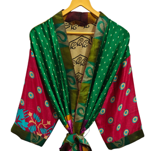 Fait à la main indien Vintage soie recyclée Sari Kimono Patchwork Kimono Robe Bikini couvrir vêtements de nuit longue Robe, - Product Image 1