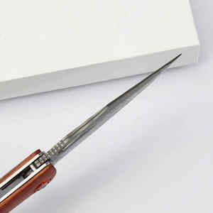 Venta al por mayor nuevo diseño personalizado OEM ODM personalizado 9015 EDC bolsillo plegable al aire libre nuevo seguro cuchillos de utilidad hoja cuchillo de Damasco - Product Image 2