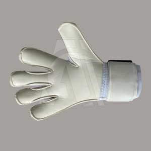 Top-Rated Premium Quality Youth Football Gloves for Goalkeepers Adjustable Wrist <b>Strap</b> Waterproof Custom Logo Breathable Leather - Product Image 3
