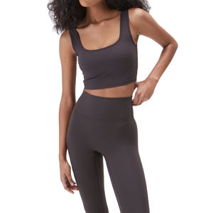 Sujetador deportivo de yoga elegante para mujer con almohadillas extraíbles de alto soporte Logotipo frontal-Material de LICRA/nailon transpirable de secado rápido - Product Image 3