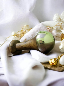 Masseur Kansa à double usage, écologique, avec manche en bois pour le visage et le dos, forme ovale pour le soulagement du stress - Product Image 4