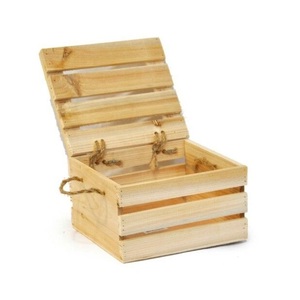 Panier de rangement en bois conçu pour aider à organiser les articles de la cuisine, de la salle de bain et du garde-manger pour un accès et un rangement faciles - Product Image 6