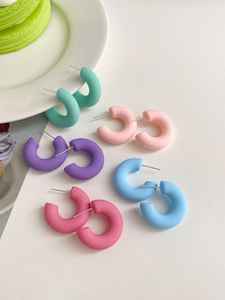 Best Quality <b>Resin</b> Fashion Jewelry Customized Size Chunky Hoop <b>Earring</b> Set Pearl Drop Classic Style Excellent Value for Money - Product Image 3