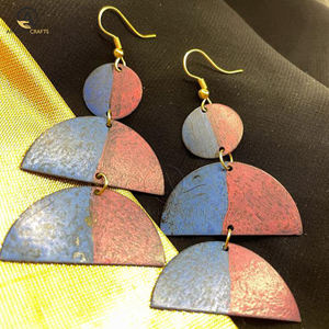 Pendientes de Metal de diseñador de moda con estilo Irregular Cajas de joyería de madera de tamaño personalizado Joyería de moda para mujer - Product Image 4