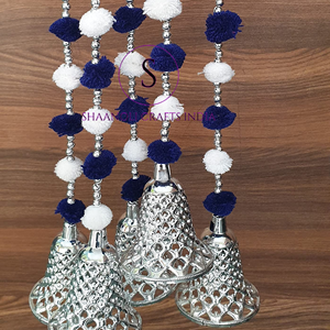 พวงกระดิ่งชนเผ่าสีเงินสำหรับตกแต่งเทศกาลดิวาลีปอมปอมปอมหลากสีพร้อมระฆังเงินพวงมาลัยสำหรับตกแต่งบ้านและงานแต่งงาน - Product Image 2