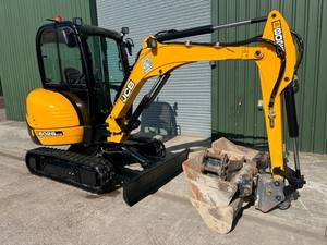 Livraison gratuite Mini-excavatrice JCB 8026 CTS avec balancement de la queue compact, hydraulique de haute précision pour les travaux de construction - Product Image 5