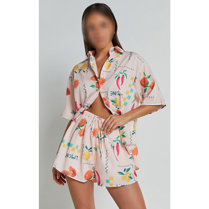 Top qualité fait à la main plus récent produit premium meilleure vente femmes vêtements d'extérieur chemise et court 2 pièces ensemble - Product Image 4