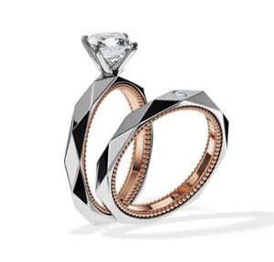 Anillo nupcial de moissanita de corte princesa, hermoso conjunto de plata esterlina, anillo de moissanita de dos tonos y otras joyas de diamantes - Product Image 4