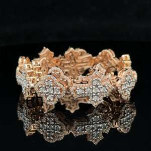 Bracelet en argent 925 plaqué or jaune avec croix sertie de diamants Moissanite incolores, style hip-hop, pour femmes. - Product Image 2