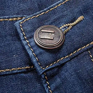 กางเกงยีนส์ขาสั้นแบบลำลองของผู้ชายผ้าฝ้าย100% สีทึบทำจากปากีสถาน - Product Image 4