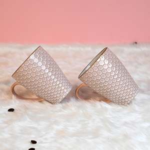 Ensemble de 2 tasses à café en porcelaine fine Nexus Unique, vert menthe/rose blush, design minimaliste luxueux, idéal pour les cadeaux - Product Image 2