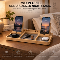Organisateur de chevet double en bambou écologique personnalisé pour couples, avec station de charge et plateaux de rangement personnels pour bureau
