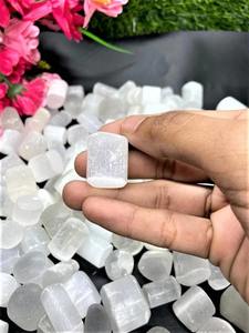 Piedra caída de selenita blanca de calidad estándar para conexión espiritual, piedras preciosas curativas al por mayor, piedras de cristal de selenita - Product Image 2