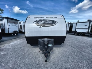 2023 Used F-o-r-e-s-t R-i-v-e-r Grey W-o-l-f 26DBH camping Truck Motor Homes Motorhome Home Motorhomes - Product Image 3