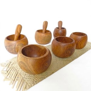 Mortier et pilon en teck écologique de style vintage, design rond, 4,1-5,5 pouces, ustensiles de cuisine pour salade - Product Image 1
