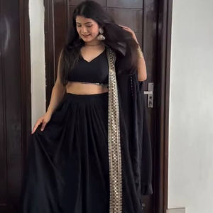 Lehenga Choli noir élégant avec bordure en miroir, tenue de soirée décontractée, réversible, toutes saisons, en gros à prix réduit - Product Image 1