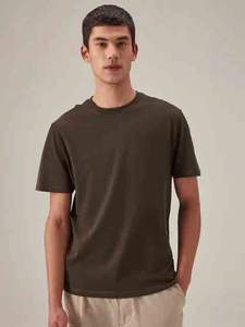 T-shirt en coton doux pour hommes Fournisseur de mode Streetwear décontracté pour les voyages Gym Usage quotidien Distribution en gros - Product Image 4