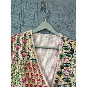 Veste kimono matelassée en coton faite à la main, ouverte sur le devant, style bohème, à porter comme vêtement d'extérieur - Product Image 3