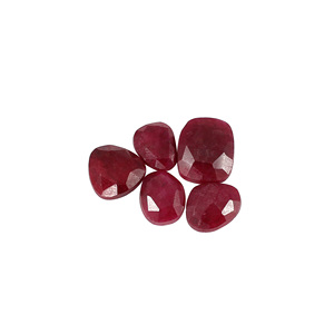 Vente en gros de pierres précieuses Ishu Gems, 5 pièces de rubis naturel Ropada 25,00 carats, taille rose, pierres précieuses en vrac, taille libre, sans traitements, pour la fabrication de bijoux - Product Image 5