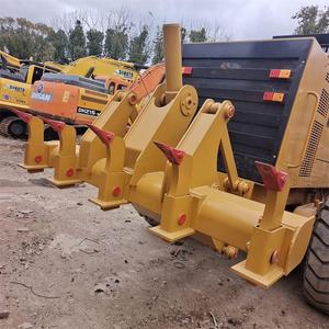 Niveleuse sur pneus CAT 140H, boîte de vitesses haute efficacité, moteur 160 kW, diamètre de travail 29,4 m, vérins hydrauliques TOSHIBA, Kawasaki - Product Image 2