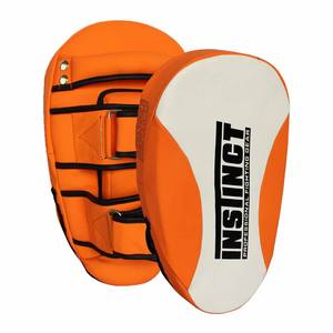 Soporte de Espalda Acolchado Profesional Personalizado de Cuero Genuino para Boxeo, Forma Curva, Uso Multidireccional, con Resorte - Product Image 1