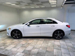 Mercedes-Benz Classe A 2022 d'occasion en excellent état - Product Image 3