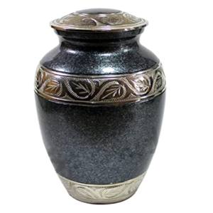 Urna Funeraria Clásica de Latón con Hermoso Diseño de Mariposa, Acabado Rojo y Pulido - Product Image 5