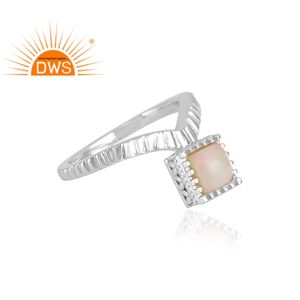 แหวนอัญมณีโอปอลจากเอธิโอเปียธรรมชาติทำจากเงินสเตอร์ลิงเครื่องประดับเป็นของขวัญสำหรับผู้หญิงดีไซน์ล่าสุด - Product Image 3