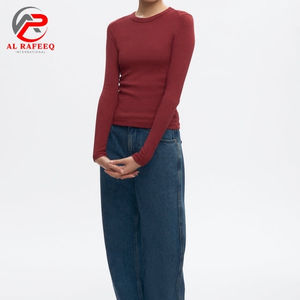 เสื้อยืดสำหรับผู้หญิงแบบนุ่มระบายอากาศได้ดีไซส์ใหญ่พิเศษออกแบบโลโก้ได้ตามต้องการ - Product Image 4