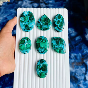 Chrysocolle et malachite 100% naturelles de haute qualité, cabochon et pierres précieuses en vrac, formes variées pour la fabrication de bijoux - Product Image 1