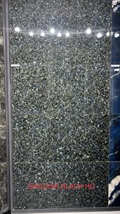 กระเบื้องพอร์ซเลนพื้นผิวมันวาวสูง600X1200มม. คุณภาพเกรด AAA ดีไซน์ทันสมัยสำหรับห้างสรรพสินค้าสำเนียงผู้ผลิตที่มีคุณภาพมากขึ้น - Product Image 4