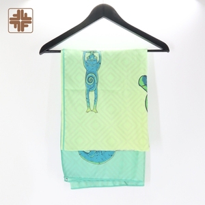 Resort-ready Multicolored Multi Choices Toallas de playa a rayas finas - Product Image 1