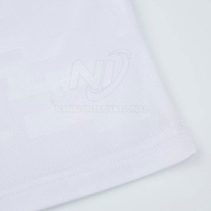 Service OEM Nouvelle conception Vêtements d'entraînement de football Uniforme de football personnalisable - Product Image 5