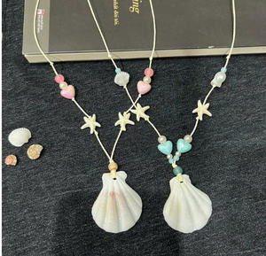 Collar de Conchas Marinas Naturales, Joyería Hecha a Mano en Vietnam, Diseño Oceánico para Playa - Product Image 6