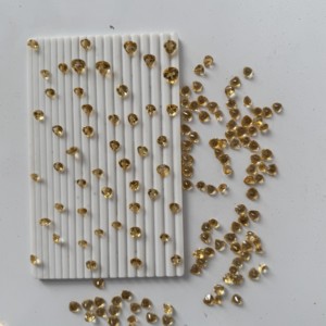 Deliciosas piedras citrinas en forma de corazón 7-11MM tamaño C4 color - Product Image 1