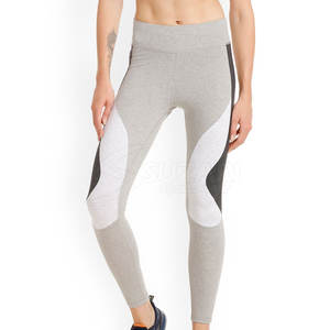 Ensemble short legging de fitness pour femmes de la meilleure qualité, respectueux de l'environnement, respirant, taille moyenne, solide, taille XS, prix raisonnable, fabriqué au Pakistan - Product Image 1
