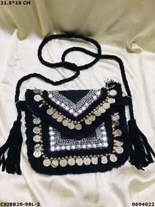 Bolsos con cuentas bohemios Banjara con estilo étnico causal hechos a mano | Bolsos de monedas bohemios Banjara multicolor de yute de diseñador hechos a mano - Product Image 6